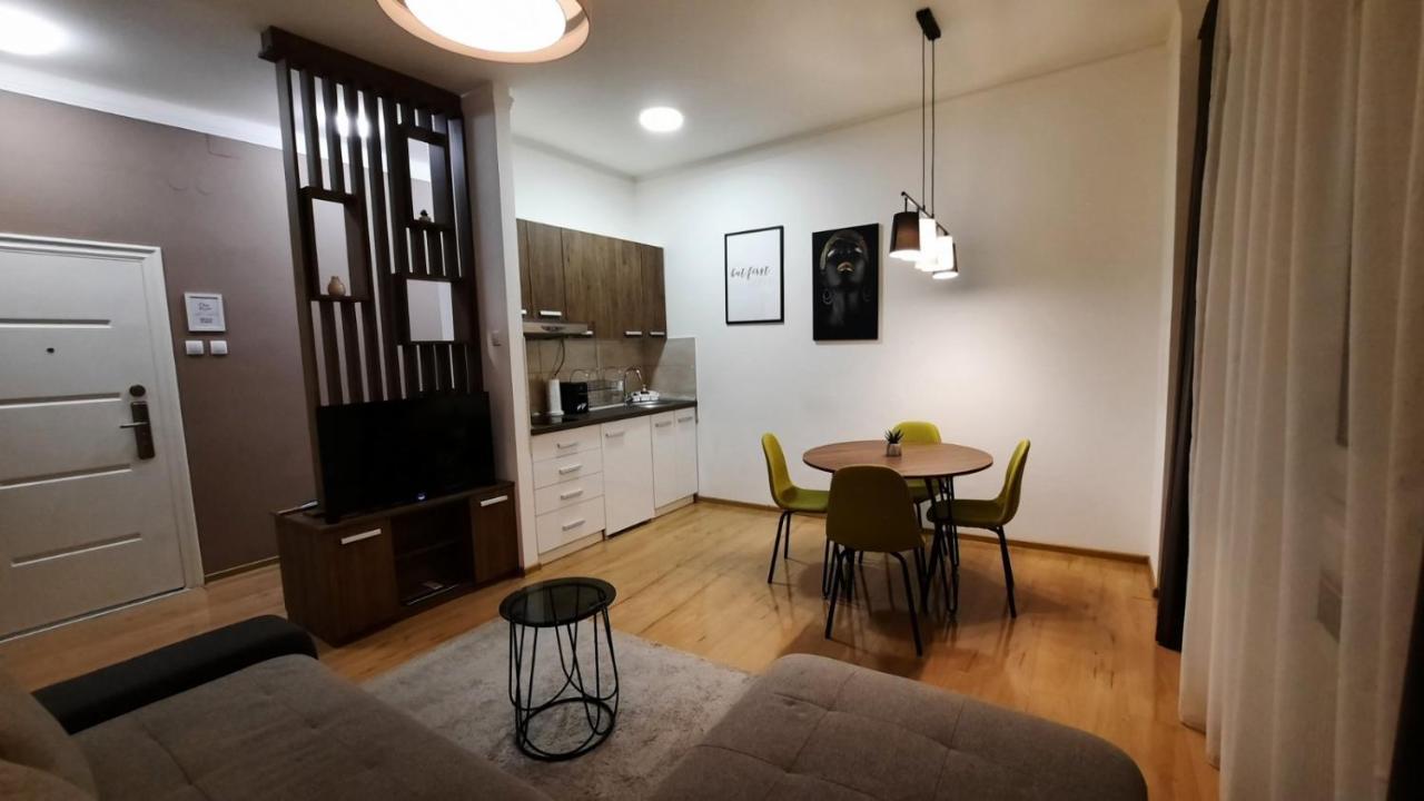Ancora Apartment Lana 诺威萨 外观 照片